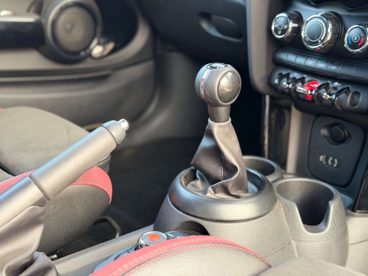 2018 MINI HATCH 2018 MINI HATCH