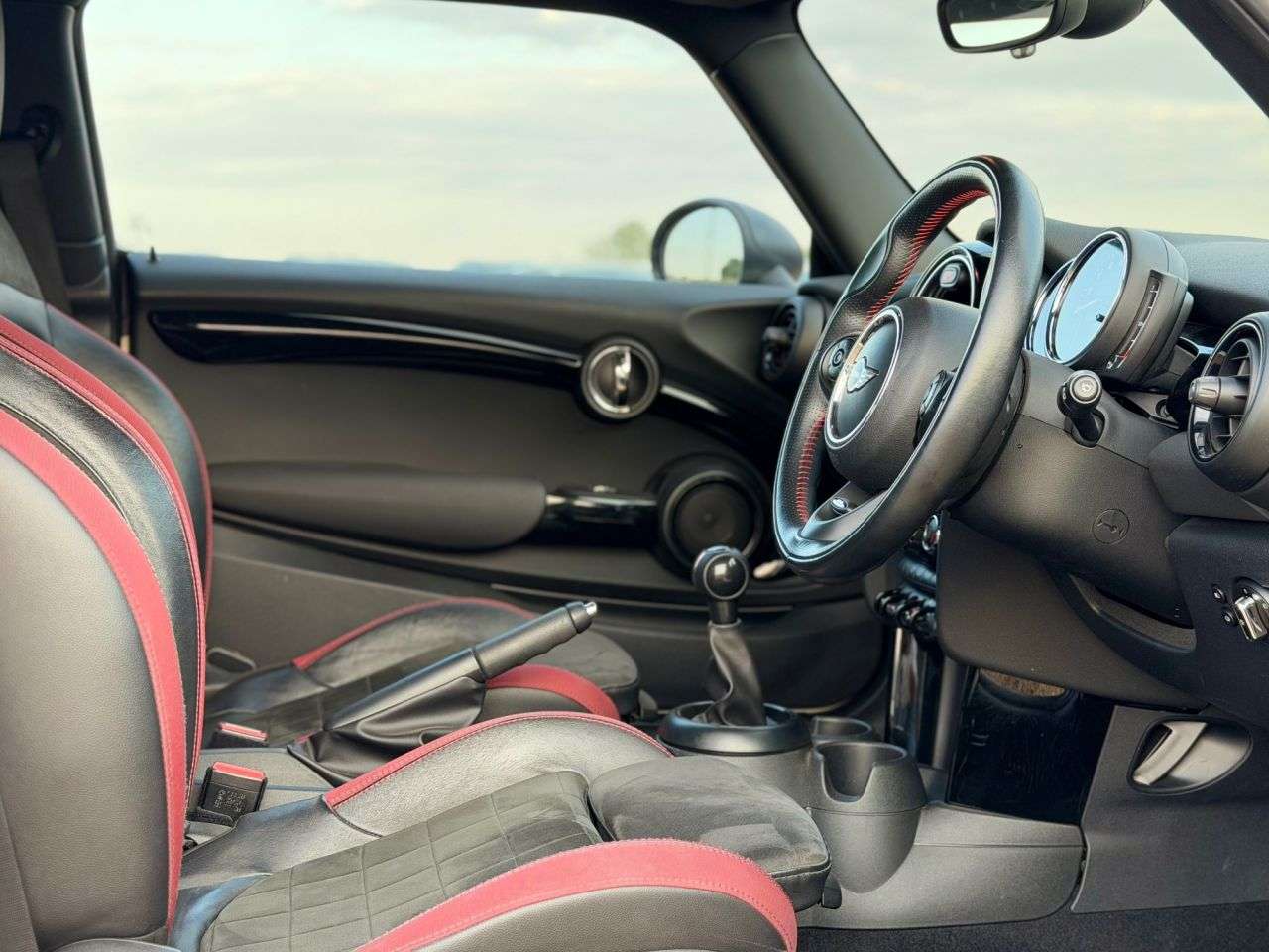 2018 MINI HATCH 2018 MINI HATCH