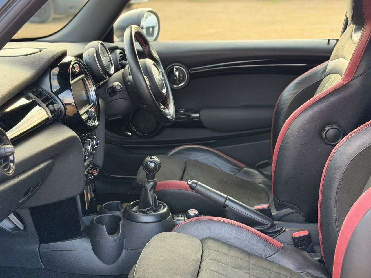 2018 MINI HATCH 2018 MINI HATCH