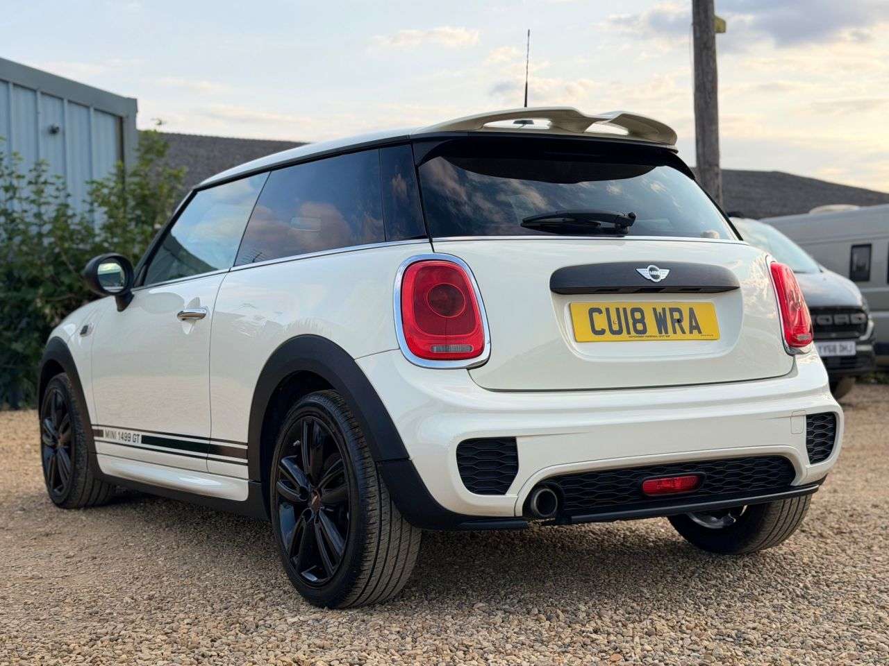2018 MINI HATCH 2018 MINI HATCH