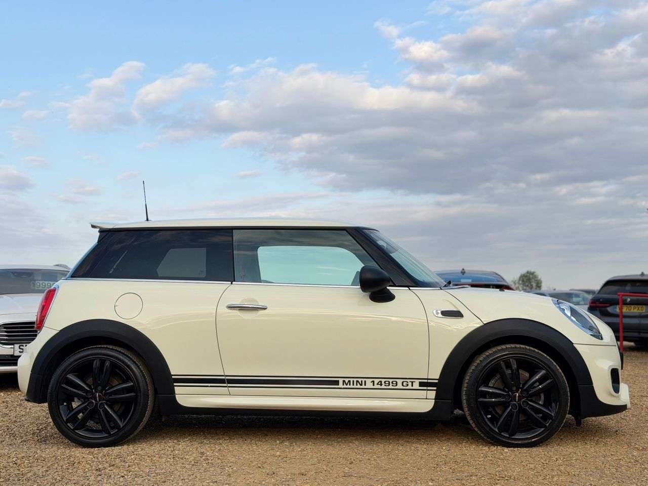 2018 MINI HATCH 2018 MINI HATCH