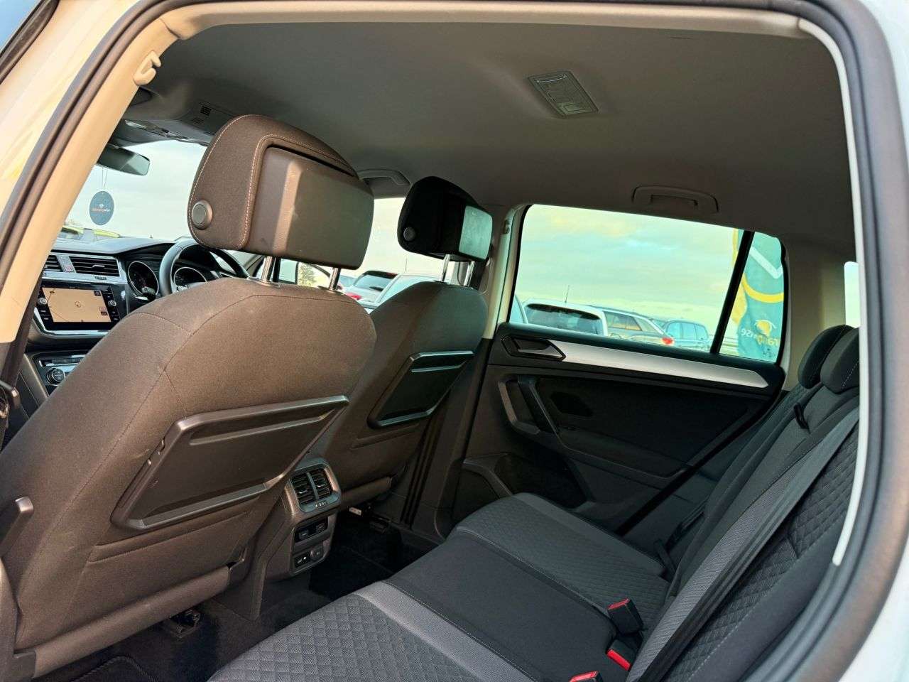 2018 VOLKSWAGEN TIGUAN 2018 VOLKSWAGEN TIGUAN