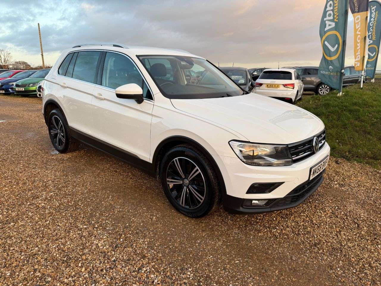 2018 VOLKSWAGEN TIGUAN 2018 VOLKSWAGEN TIGUAN