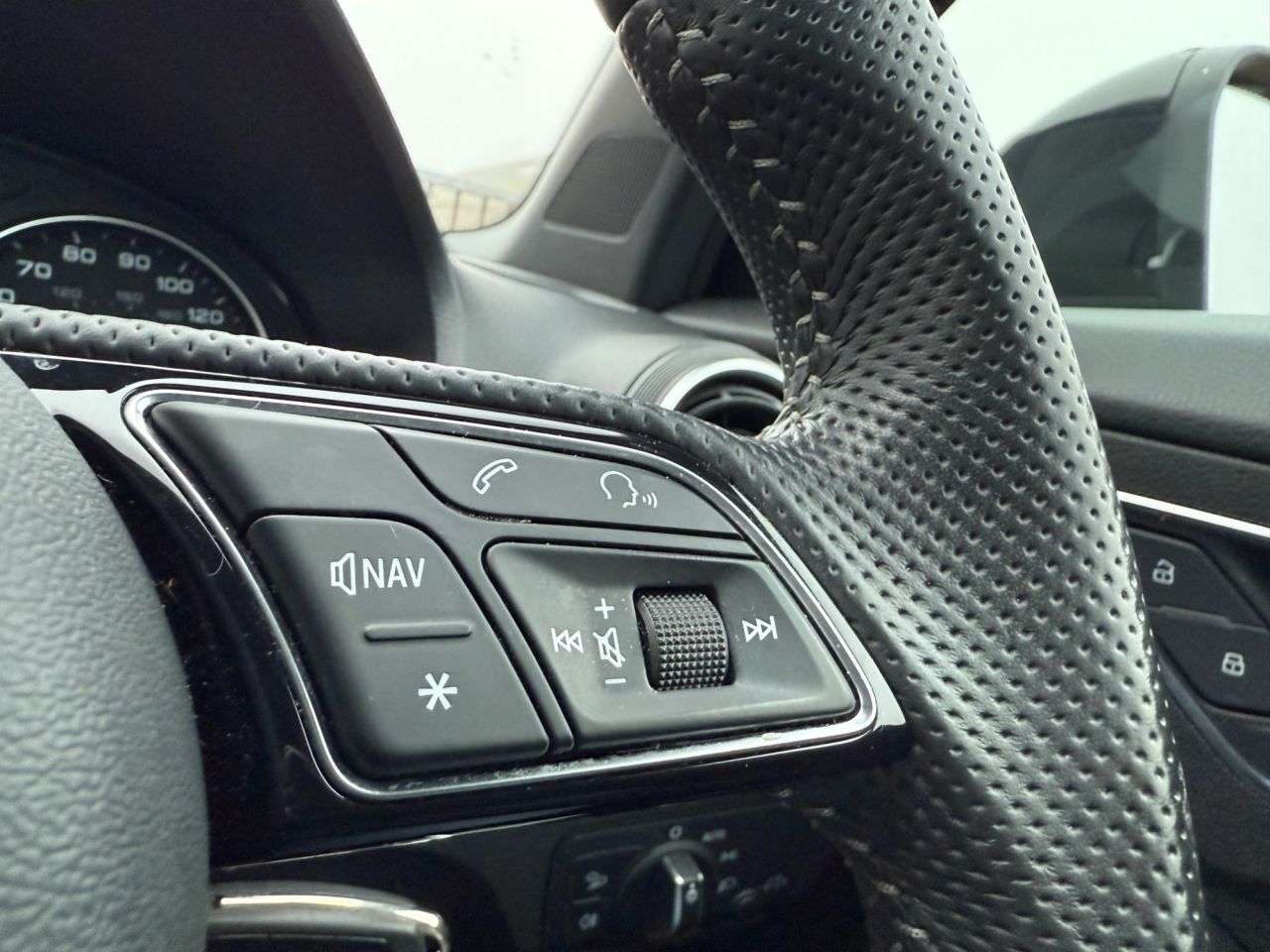 2019 AUDI Q2 2019 AUDI Q2