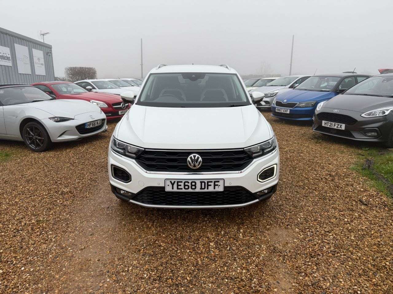 A 2018 VOLKSWAGEN T-ROC 2.0 TDI SEL SUV 5dr Diesel Manual 4Motion Euro 6 (s/s) (150 ps) A 2018 VOLKSWAGEN T-ROC 2.0 TDI SEL SUV 5dr Diesel Manual 4Motion Euro 6 (s/s) (150 ps)