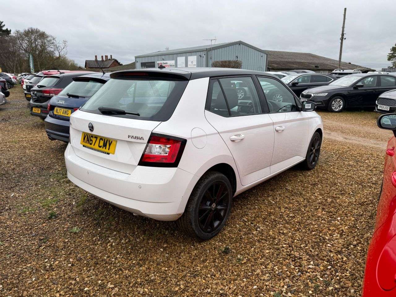 2017 SKODA FABIA 2017 SKODA FABIA
