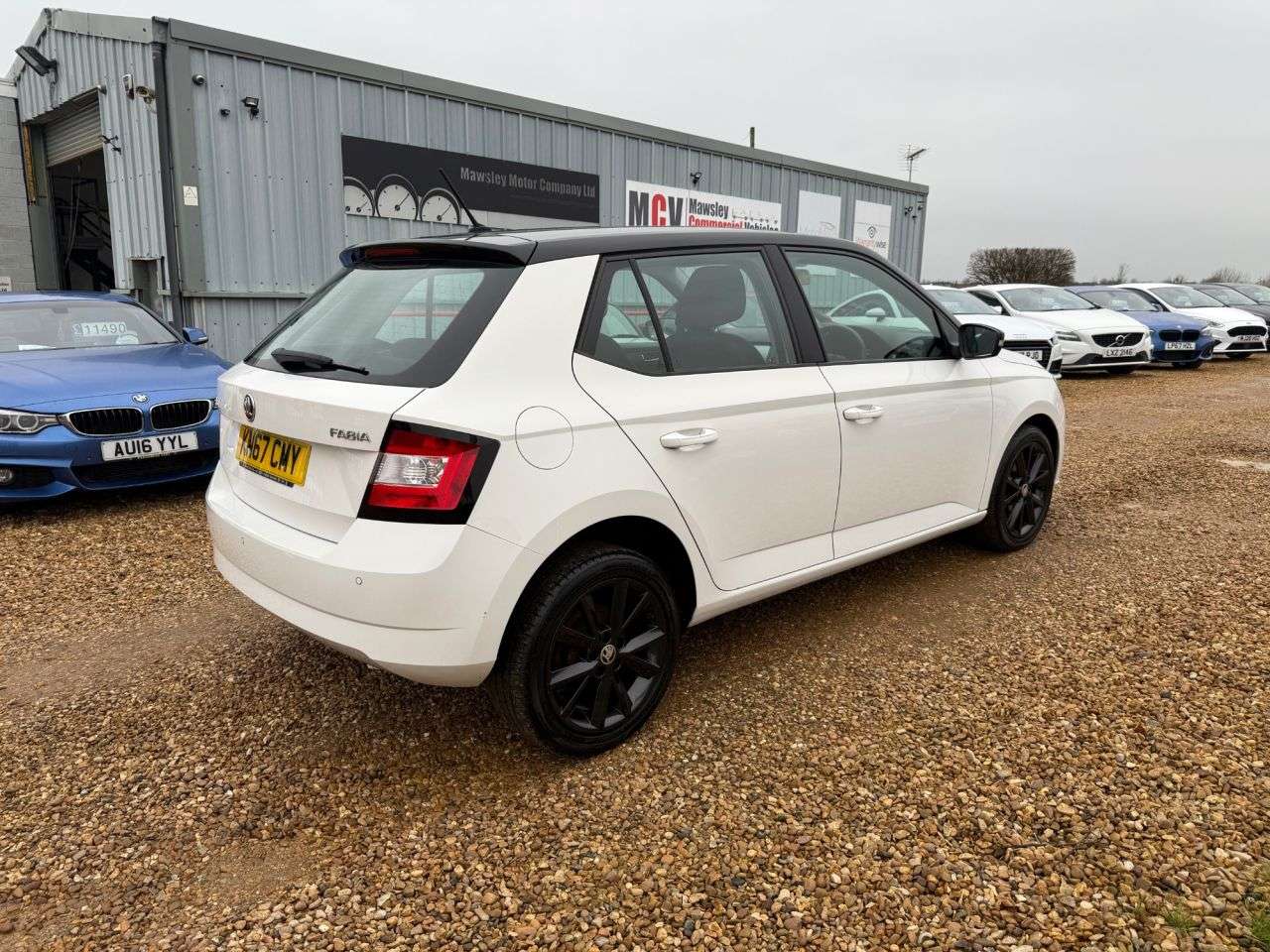 A 2017 SKODA FABIA 1.0 Colour Edition Hatchback 5dr Petrol Manual Euro 6 (s/s) (75 ps) A 2017 SKODA FABIA 1.0 Colour Edition Hatchback 5dr Petrol Manual Euro 6 (s/s) (75 ps)