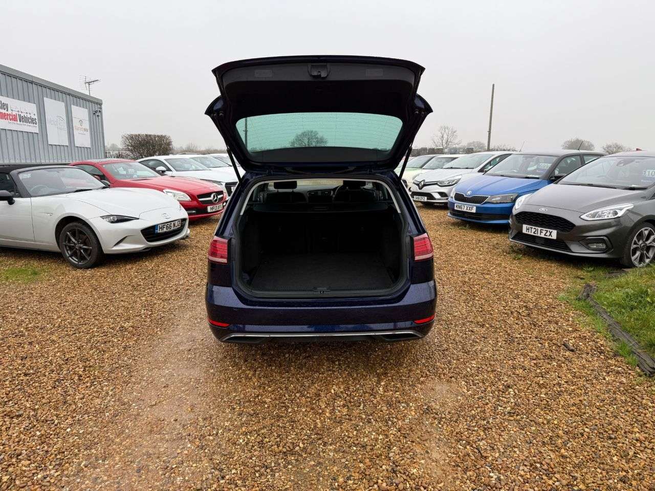 2019 VOLKSWAGEN GOLF 2019 VOLKSWAGEN GOLF