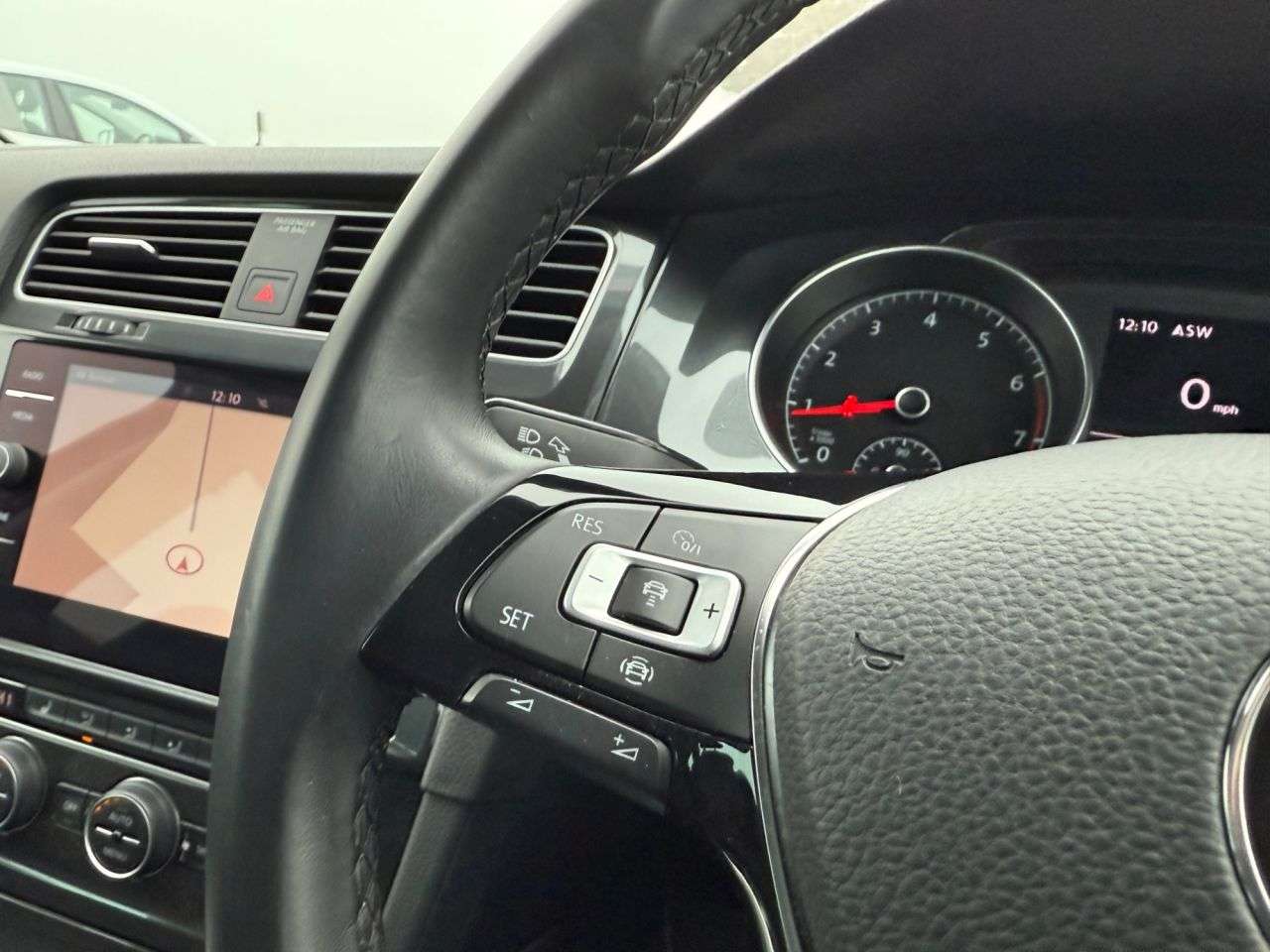 2019 VOLKSWAGEN GOLF 2019 VOLKSWAGEN GOLF