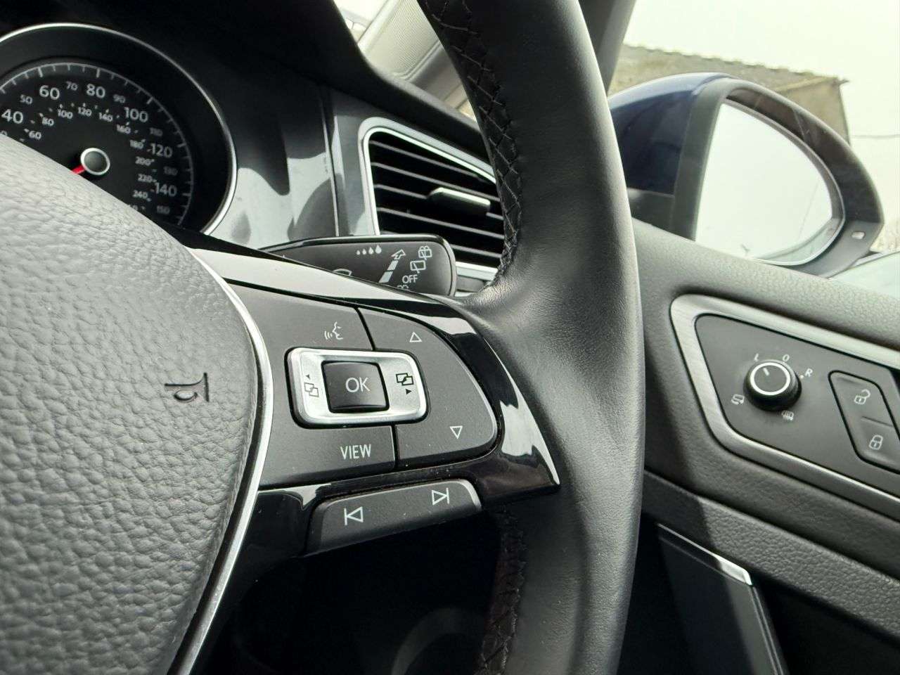 2019 VOLKSWAGEN GOLF 2019 VOLKSWAGEN GOLF