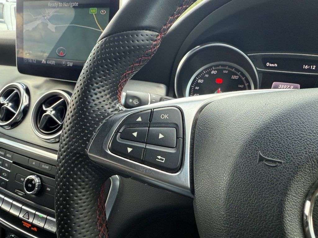 2017 MERCEDES-BENZ GLA 2017 MERCEDES-BENZ GLA