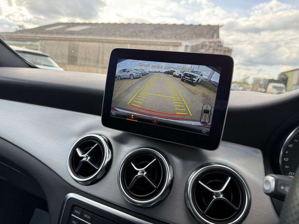 2017 MERCEDES-BENZ GLA 2017 MERCEDES-BENZ GLA