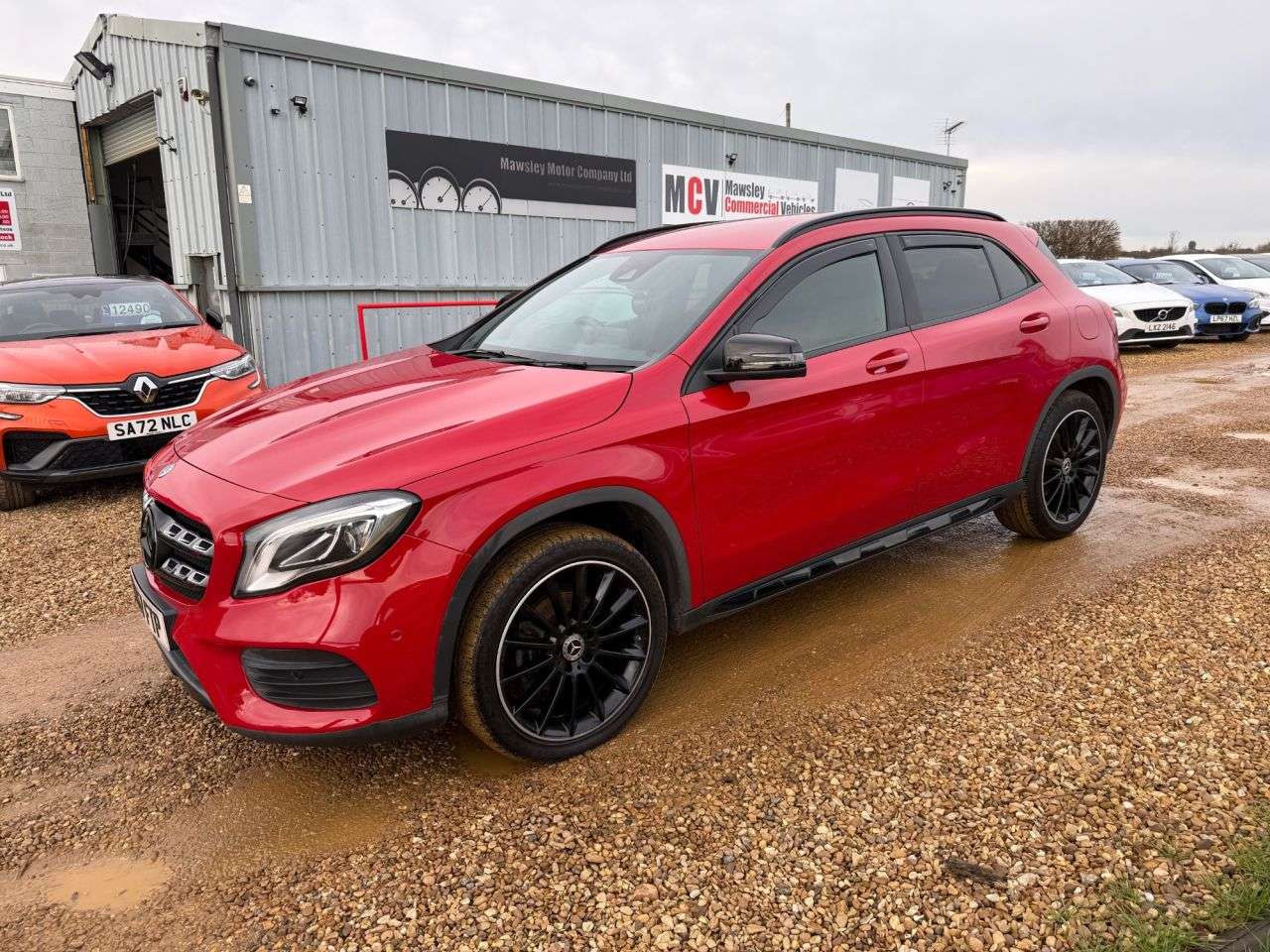A 2017 MERCEDES-BENZ GLA 2.1 GLA200d AMG Line (Premium) SUV 5dr Diesel Manual Euro 6 (s/s) (136 ps) A 2017 MERCEDES-BENZ GLA 2.1 GLA200d AMG Line (Premium) SUV 5dr Diesel Manual Euro 6 (s/s) (136 ps)