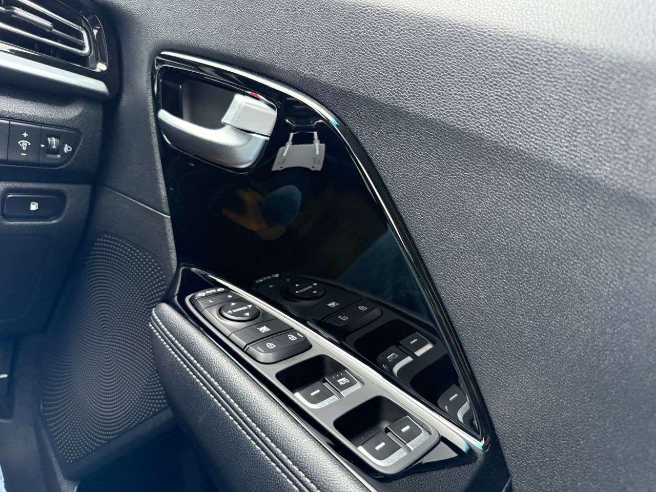 2021 KIA NIRO 2021 KIA NIRO