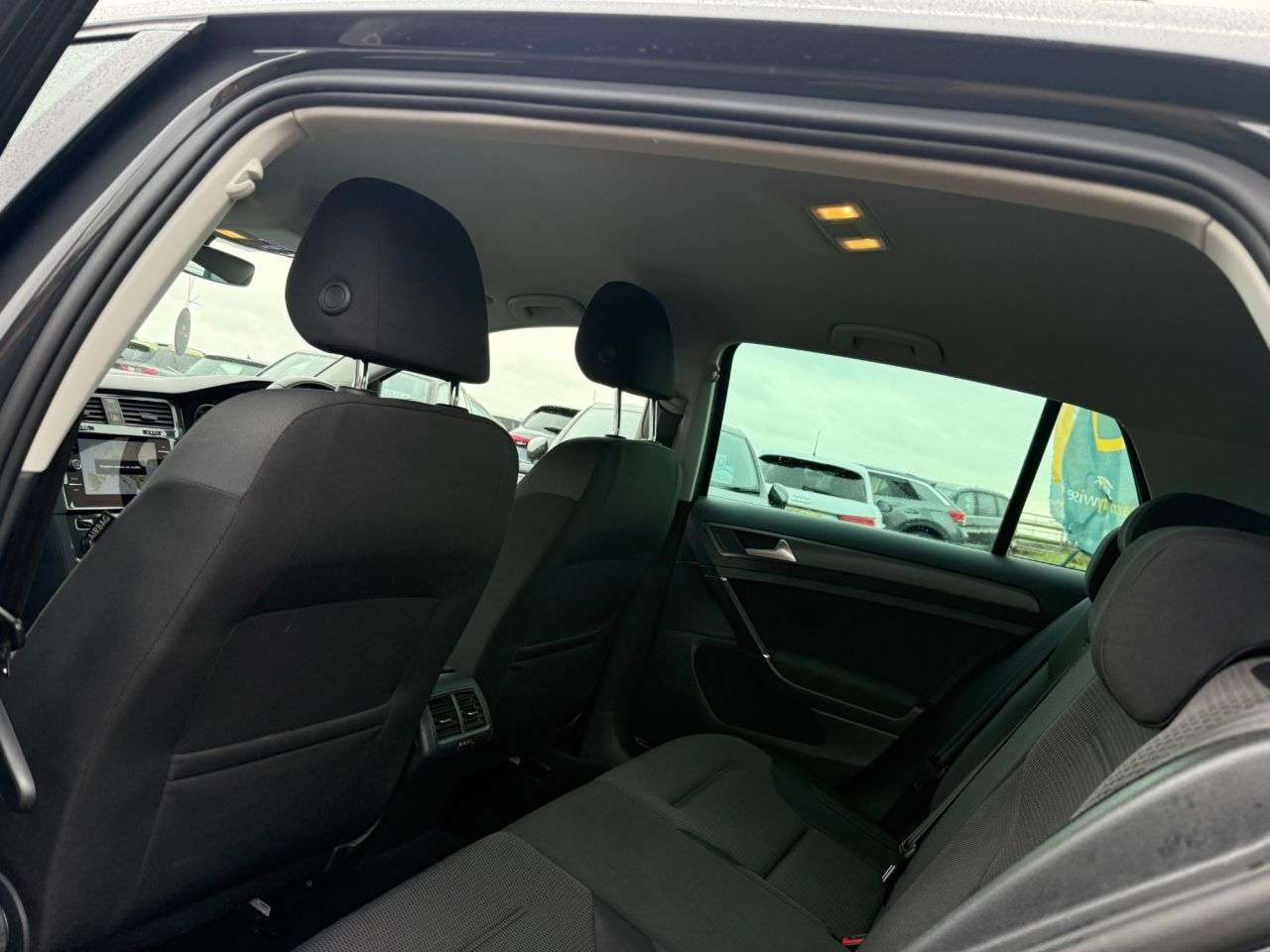 2019 VOLKSWAGEN GOLF 2019 VOLKSWAGEN GOLF