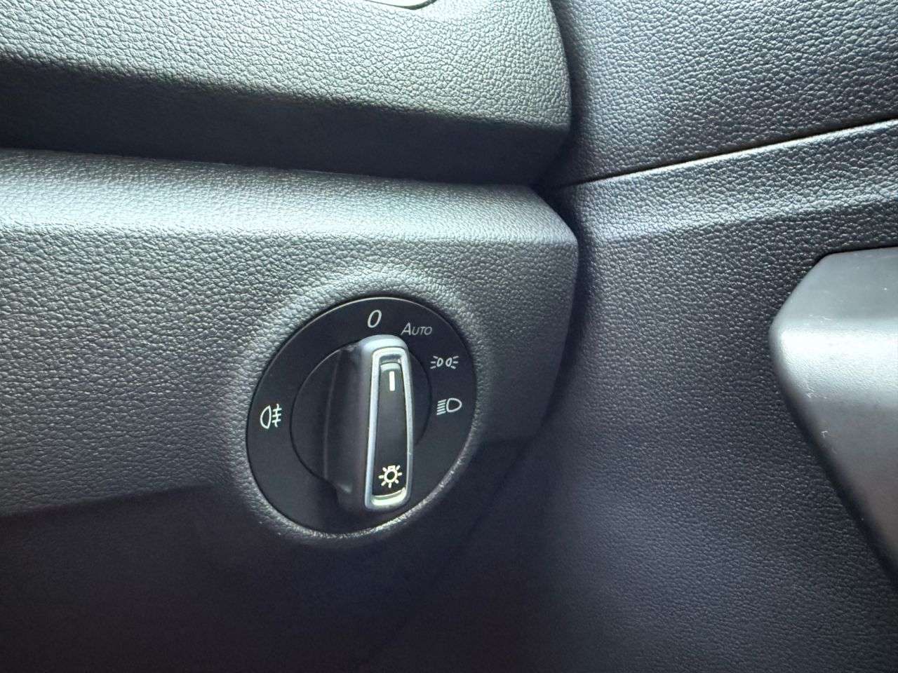 2019 VOLKSWAGEN T-ROC 2019 VOLKSWAGEN T-ROC