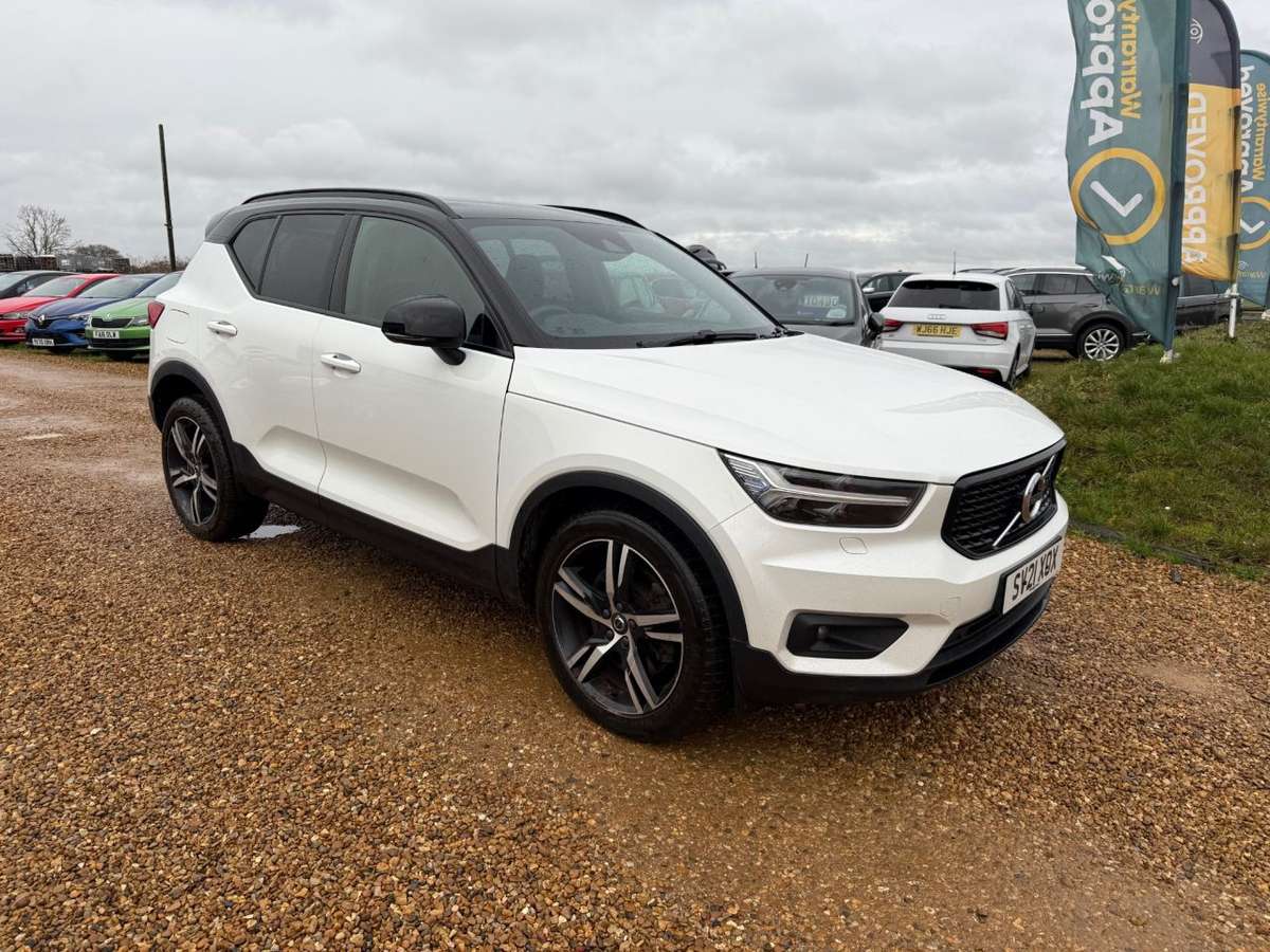 Check out this Volvo Xc40 2021 Hybrid Electric Automatic