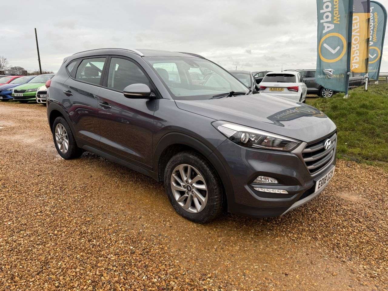 A 2018 HYUNDAI TUCSON 1.6 GDi Blue Drive SE Nav SUV 5dr Petrol Manual Euro 6 (s/s) (132 ps) A 2018 HYUNDAI TUCSON 1.6 GDi Blue Drive SE Nav SUV 5dr Petrol Manual Euro 6 (s/s) (132 ps)