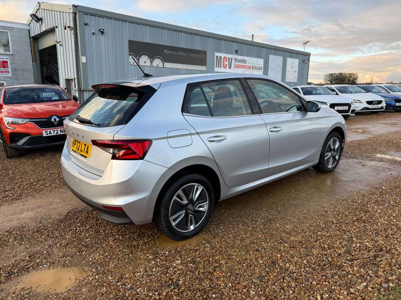 A 2022 SKODA FABIA 1.0 TSI SE L Hatchback 5dr Petrol Manual Euro 6 (s/s) (110 ps) A 2022 SKODA FABIA 1.0 TSI SE L Hatchback 5dr Petrol Manual Euro 6 (s/s) (110 ps)