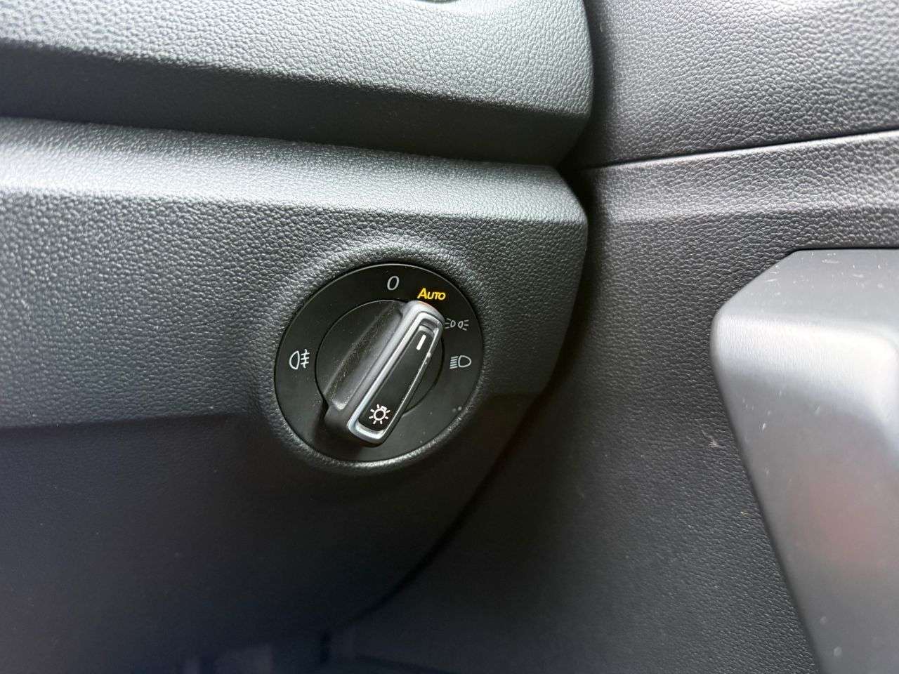 2019 VOLKSWAGEN T-ROC 2019 VOLKSWAGEN T-ROC