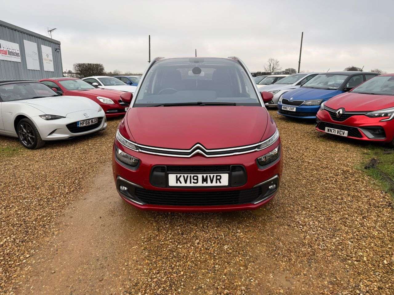 A 2019 CITROEN GRAND C4 SPACETOURER 1.5 BlueHDi Feel MPV 5dr Diesel Manual Euro 6 (s/s) (130 ps) A 2019 CITROEN GRAND C4 SPACETOURER 1.5 BlueHDi Feel MPV 5dr Diesel Manual Euro 6 (s/s) (130 ps)