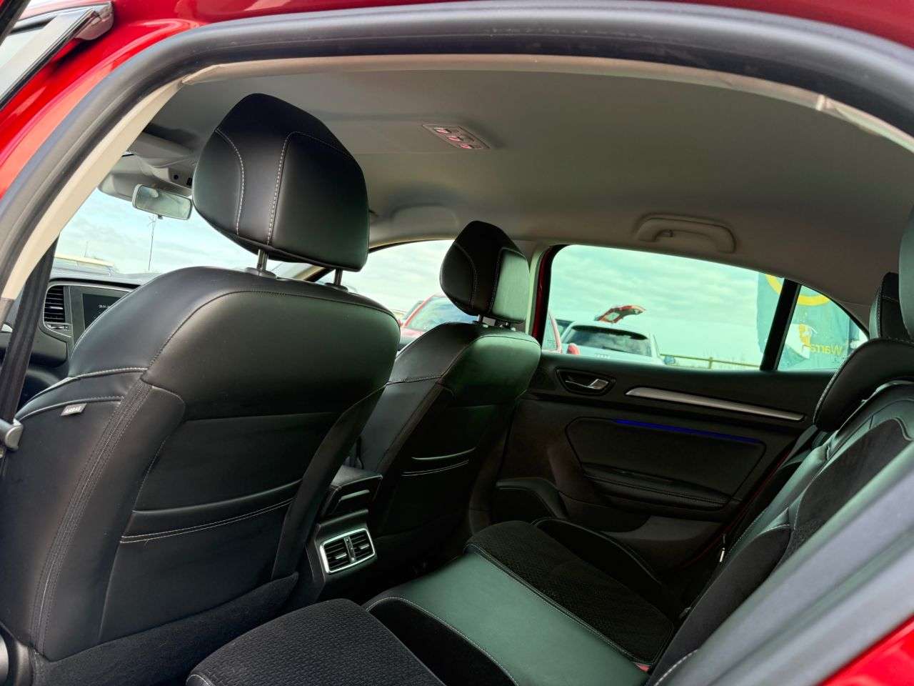 2017 RENAULT MEGANE 2017 RENAULT MEGANE