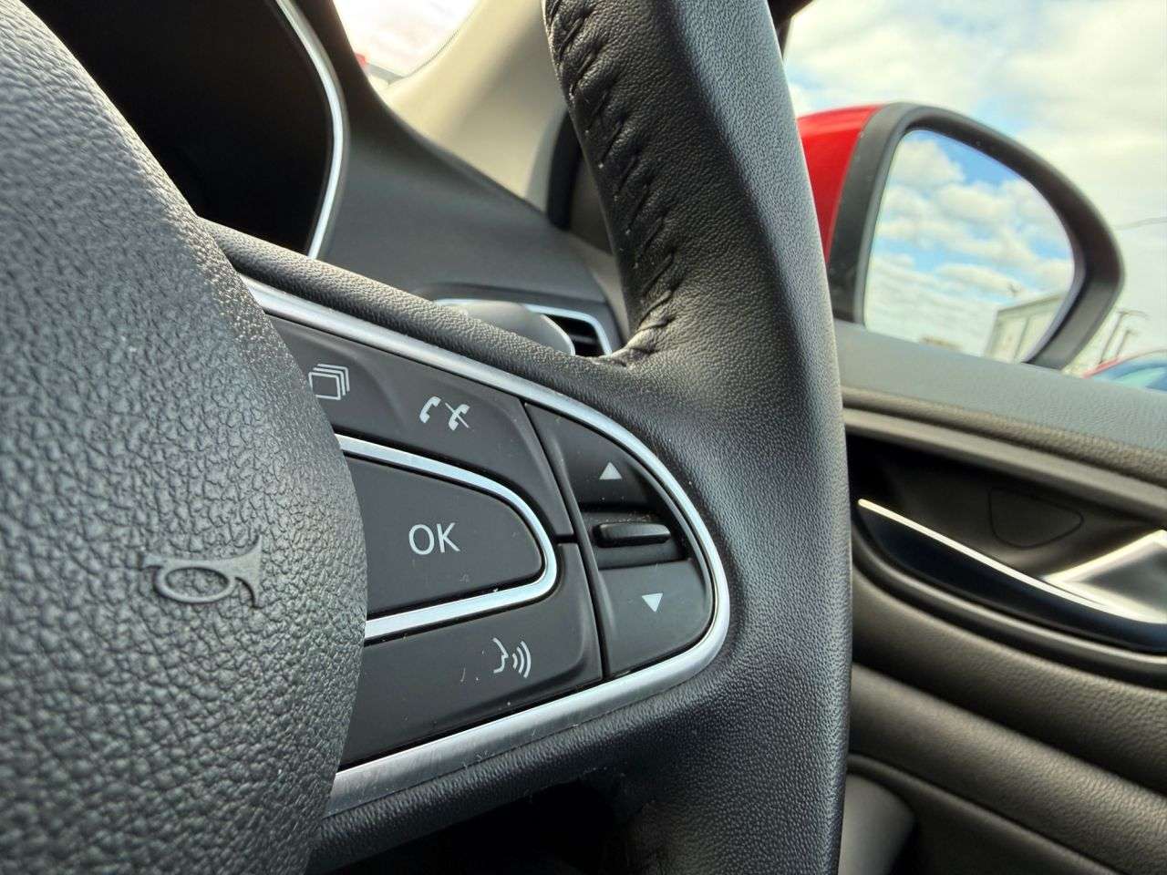 2017 RENAULT MEGANE 2017 RENAULT MEGANE