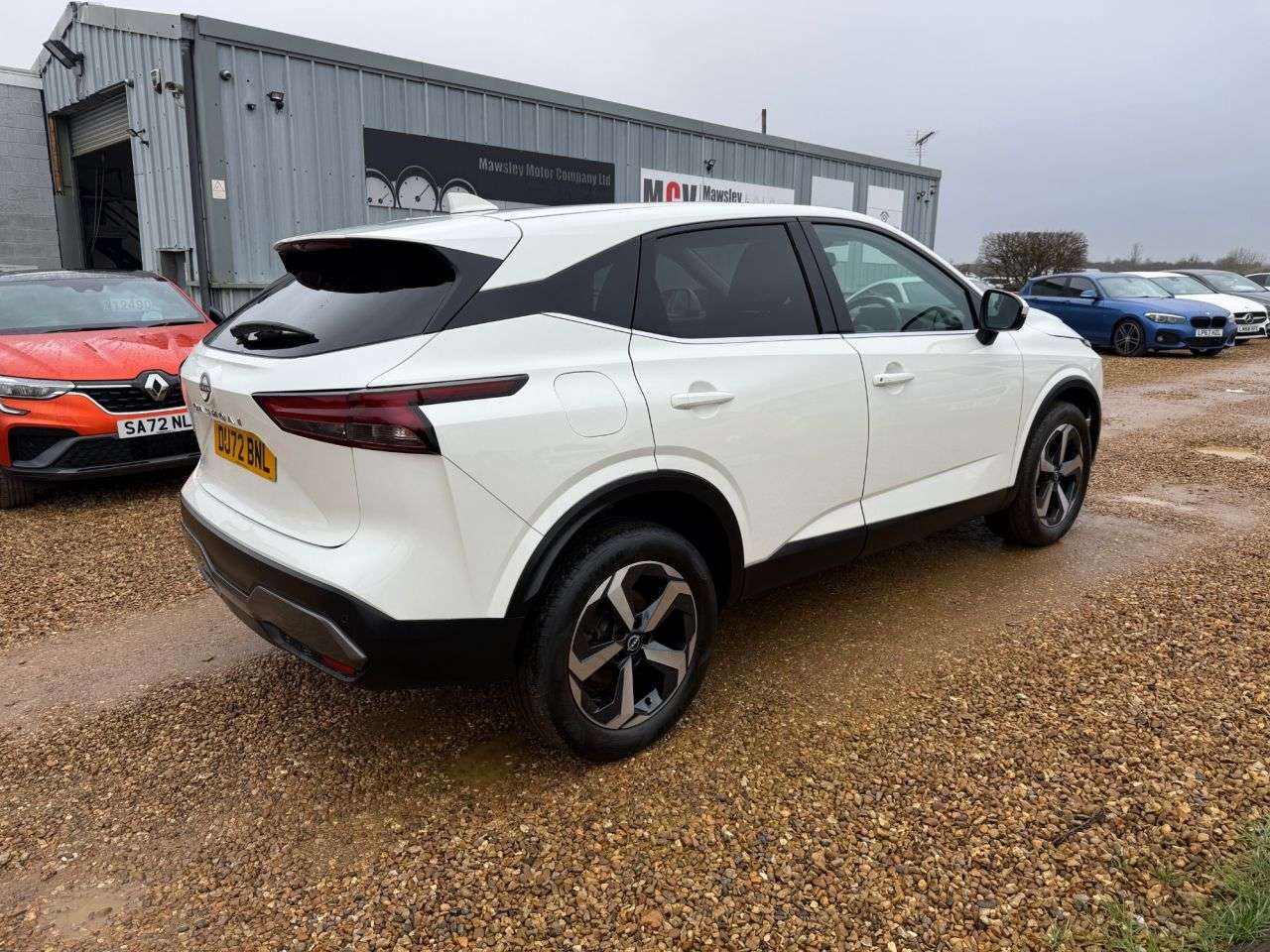 A 2022 NISSAN QASHQAI 1.3 DIG-T MHEV N-Connecta SUV 5dr Petrol Hybrid Manual Euro 6 (s/s) (140 ps A 2022 NISSAN QASHQAI 1.3 DIG-T MHEV N-Connecta SUV 5dr Petrol Hybrid Manual Euro 6 (s/s) (140 ps