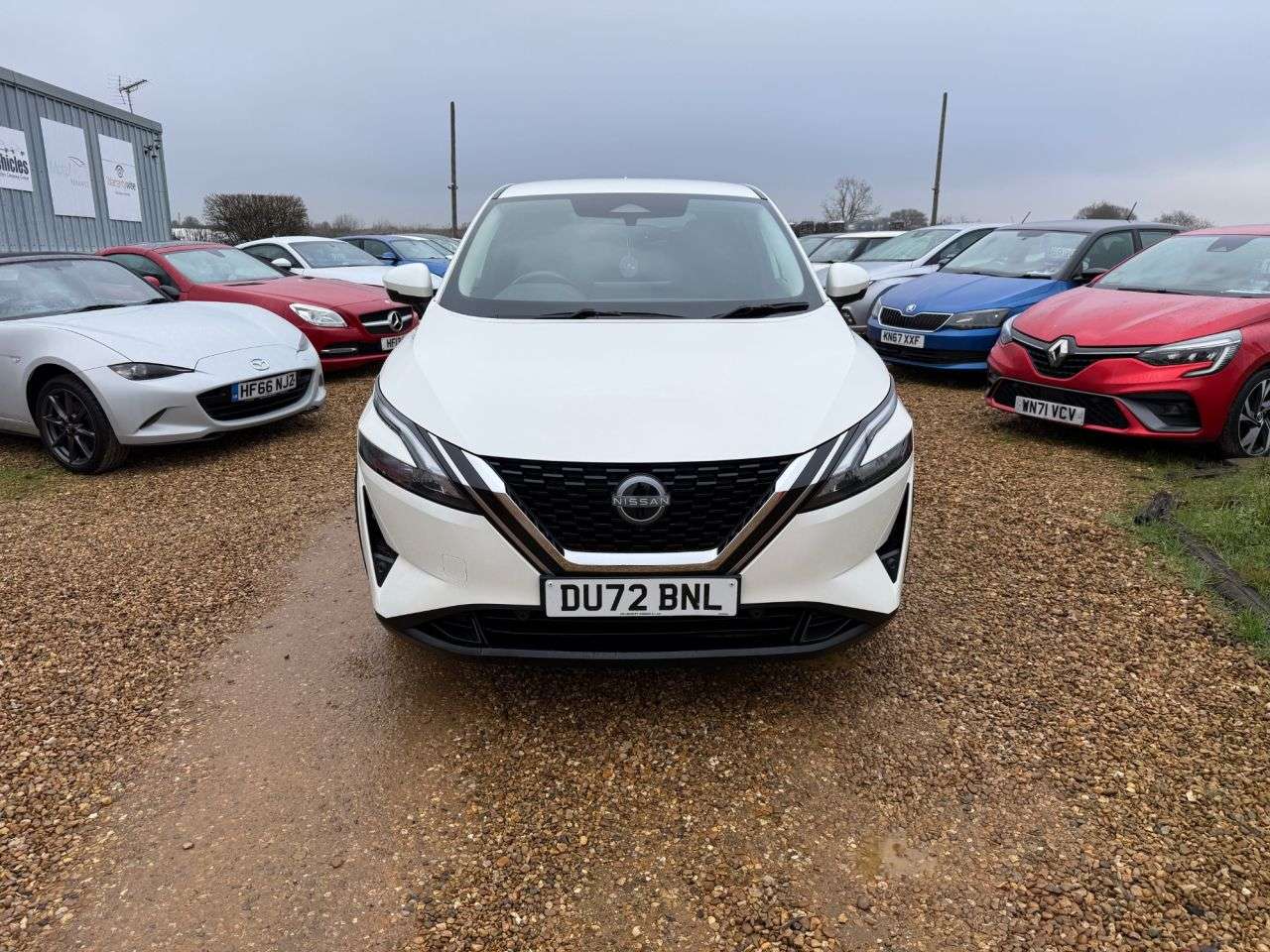 A 2022 NISSAN QASHQAI 1.3 DIG-T MHEV N-Connecta SUV 5dr Petrol Hybrid Manual Euro 6 (s/s) (140 ps A 2022 NISSAN QASHQAI 1.3 DIG-T MHEV N-Connecta SUV 5dr Petrol Hybrid Manual Euro 6 (s/s) (140 ps
