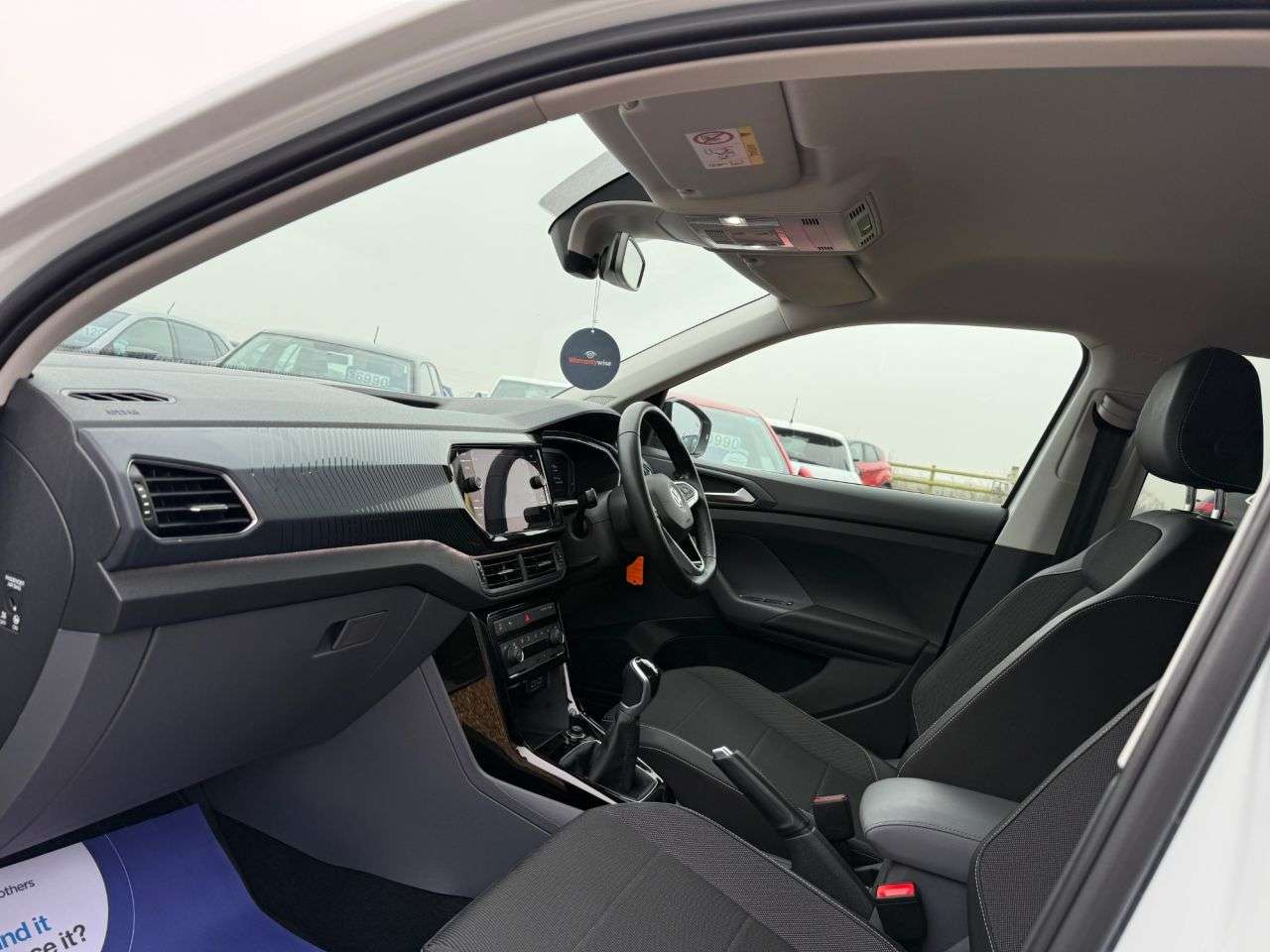 A 2019 VOLKSWAGEN T-CROSS 1.0 TSI First Edition SUV 5dr Petrol Manual Euro 6 (s/s) (115 ps) A 2019 VOLKSWAGEN T-CROSS 1.0 TSI First Edition SUV 5dr Petrol Manual Euro 6 (s/s) (115 ps)