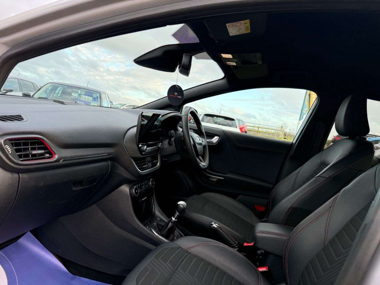 A 2022 FORD PUMA 1.0T EcoBoost MHEV ST-Line X SUV 5dr Petrol Hybrid Manual Euro 6 (s/s) (155 A 2022 FORD PUMA 1.0T EcoBoost MHEV ST-Line X SUV 5dr Petrol Hybrid Manual Euro 6 (s/s) (155