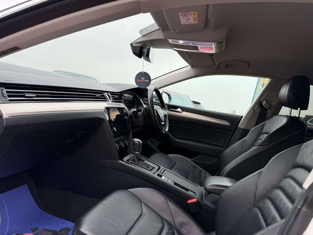 A 2019 VOLKSWAGEN ARTEON 2.0 TDI Elegance Fastback 5dr Diesel DSG Euro 6 (s/s) (150 ps) A 2019 VOLKSWAGEN ARTEON 2.0 TDI Elegance Fastback 5dr Diesel DSG Euro 6 (s/s) (150 ps)