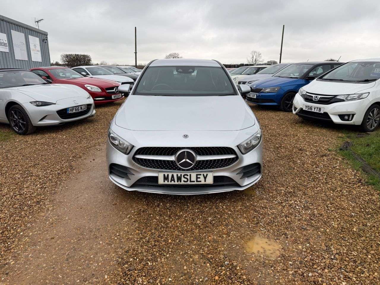 A 2018 MERCEDES-BENZ A-CLASS 1.3 A200 AMG Line (Premium) Hatchback 5dr Petrol 7G-DCT Euro 6 (s/s) (163 p A 2018 MERCEDES-BENZ A-CLASS 1.3 A200 AMG Line (Premium) Hatchback 5dr Petrol 7G-DCT Euro 6 (s/s) (163 p