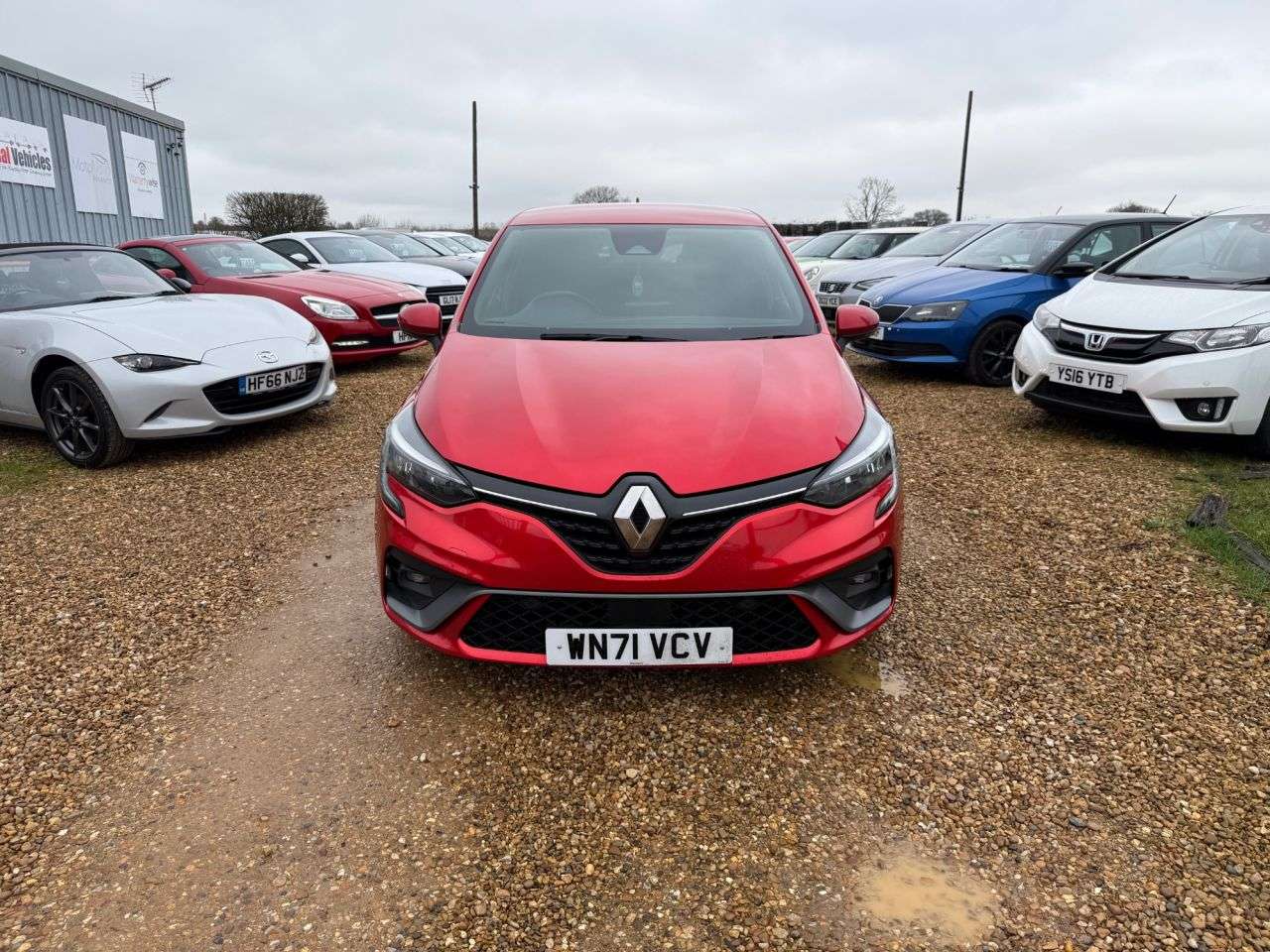 A 2021 RENAULT CLIO 1.0 TCe RS Line Hatchback 5dr Petrol Manual Euro 6 (s/s) (90 ps) A 2021 RENAULT CLIO 1.0 TCe RS Line Hatchback 5dr Petrol Manual Euro 6 (s/s) (90 ps)