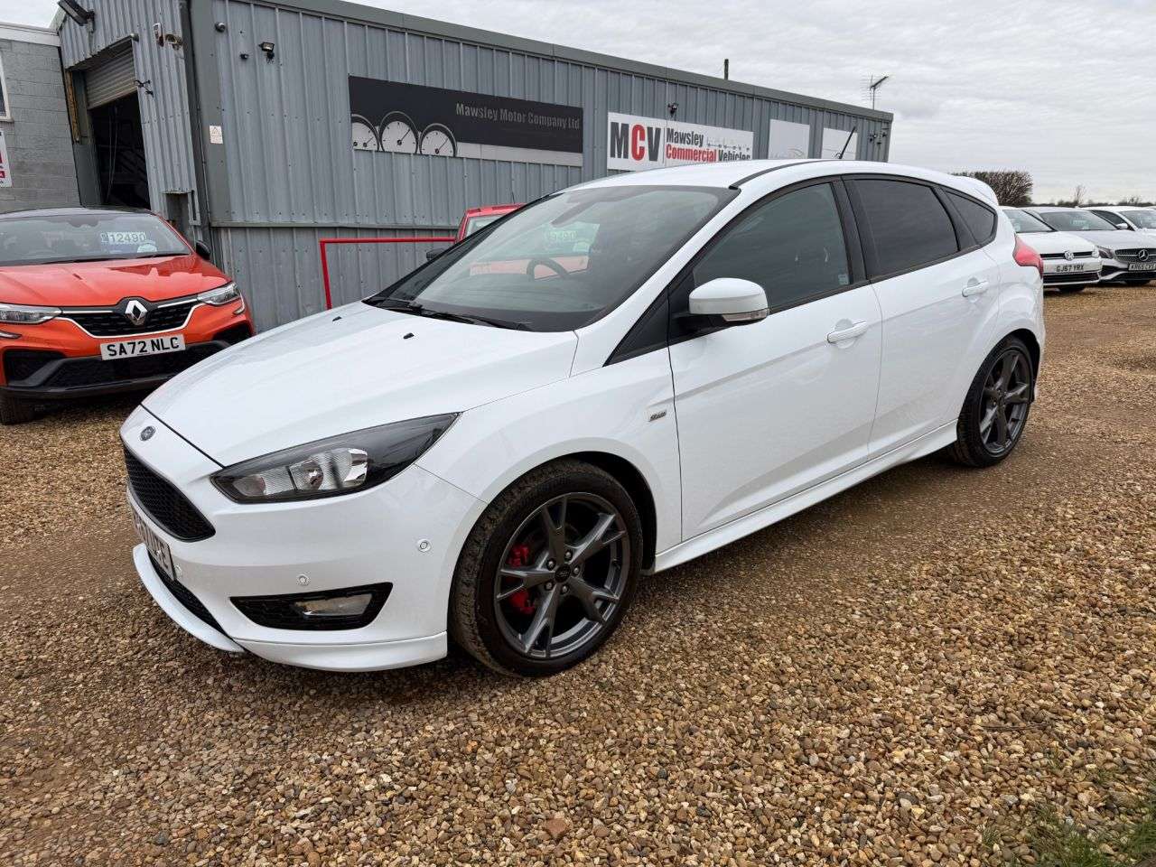 A 2017 FORD FOCUS 1.5 TDCi ST-Line X Hatchback 5dr Diesel Manual Euro 6 (s/s) (120 ps) A 2017 FORD FOCUS 1.5 TDCi ST-Line X Hatchback 5dr Diesel Manual Euro 6 (s/s) (120 ps)