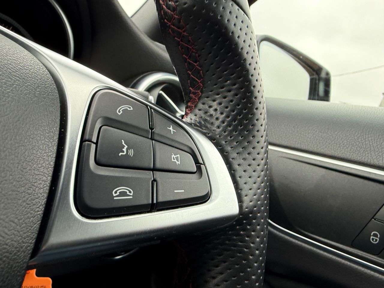 2015 MERCEDES-BENZ A-CLASS 2015 MERCEDES-BENZ A-CLASS