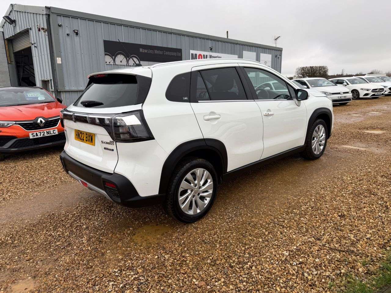 A 2022 SUZUKI S-CROSS 1.4 Boosterjet MHEV Motion SUV 5dr Petrol Hybrid Manual Euro 6 (s/s) (129 p A 2022 SUZUKI S-CROSS 1.4 Boosterjet MHEV Motion SUV 5dr Petrol Hybrid Manual Euro 6 (s/s) (129 p