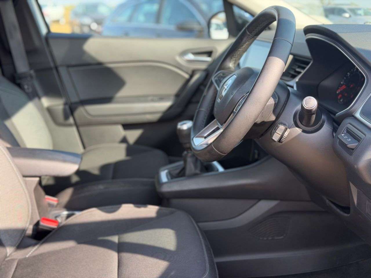 2021 RENAULT CAPTUR 2021 RENAULT CAPTUR