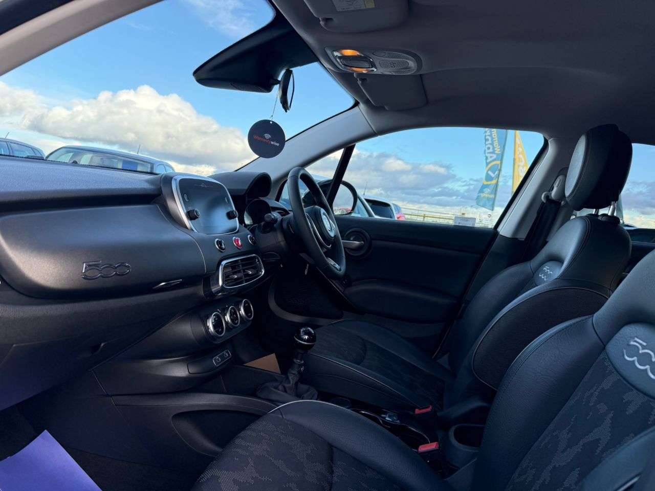 A 2023 FIAT 500X 1.0 FireFly Turbo Cross SUV 5dr Petrol Manual Euro 6 (s/s) (120 bhp) A 2023 FIAT 500X 1.0 FireFly Turbo Cross SUV 5dr Petrol Manual Euro 6 (s/s) (120 bhp)