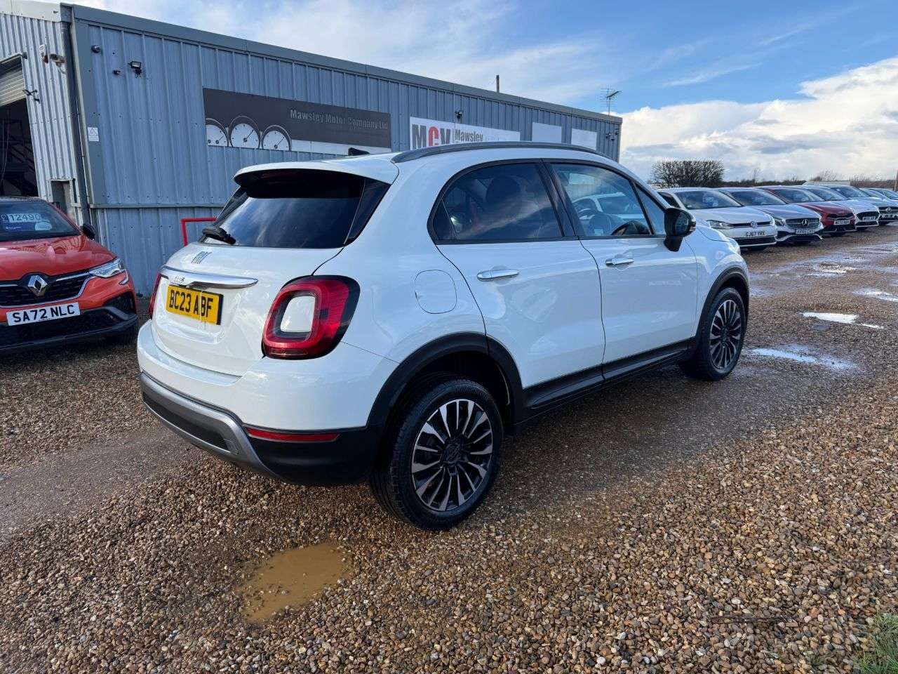 A 2023 FIAT 500X 1.0 FireFly Turbo Cross SUV 5dr Petrol Manual Euro 6 (s/s) (120 bhp) A 2023 FIAT 500X 1.0 FireFly Turbo Cross SUV 5dr Petrol Manual Euro 6 (s/s) (120 bhp)