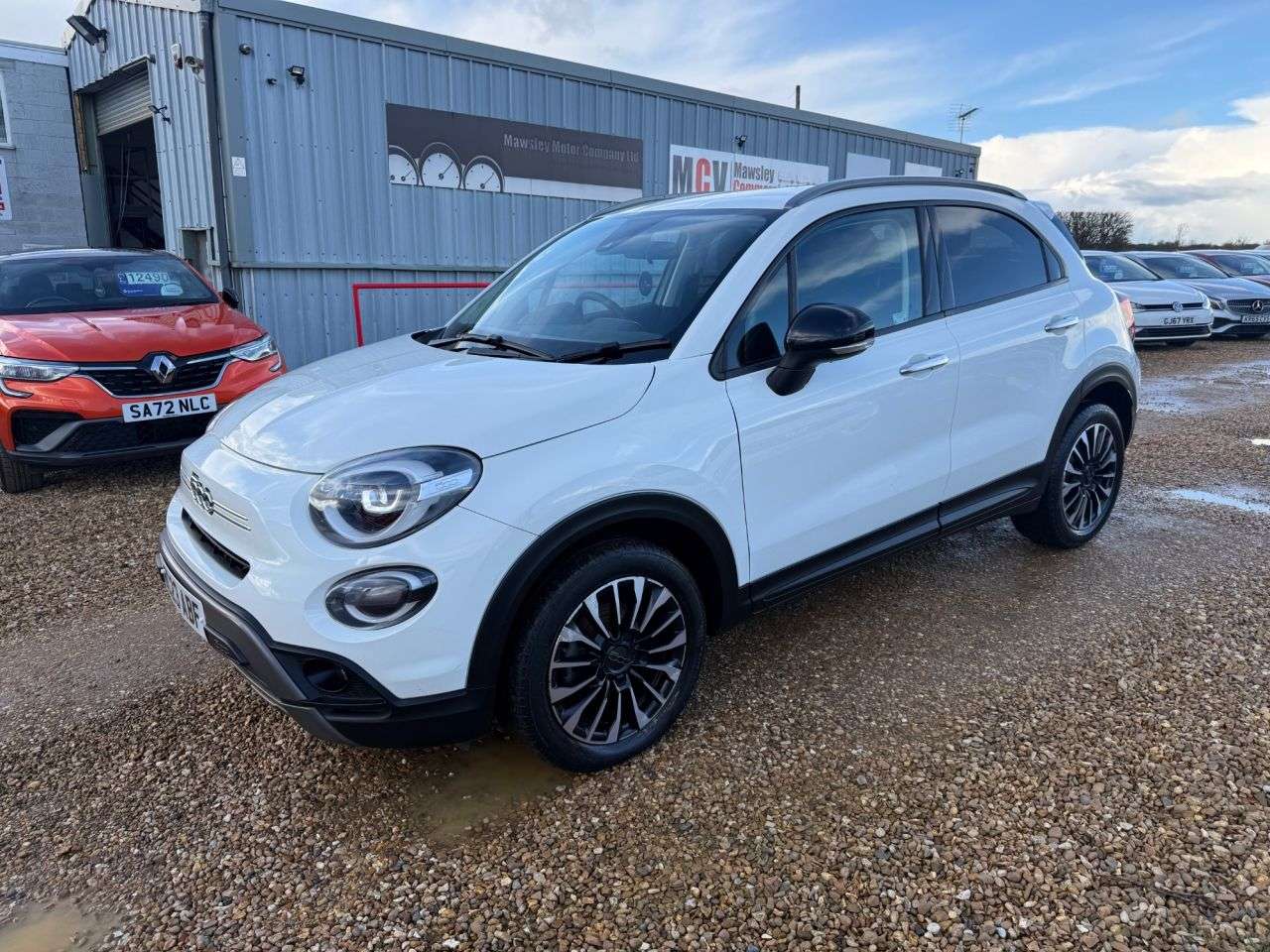 A 2023 FIAT 500X 1.0 FireFly Turbo Cross SUV 5dr Petrol Manual Euro 6 (s/s) (120 bhp) A 2023 FIAT 500X 1.0 FireFly Turbo Cross SUV 5dr Petrol Manual Euro 6 (s/s) (120 bhp)