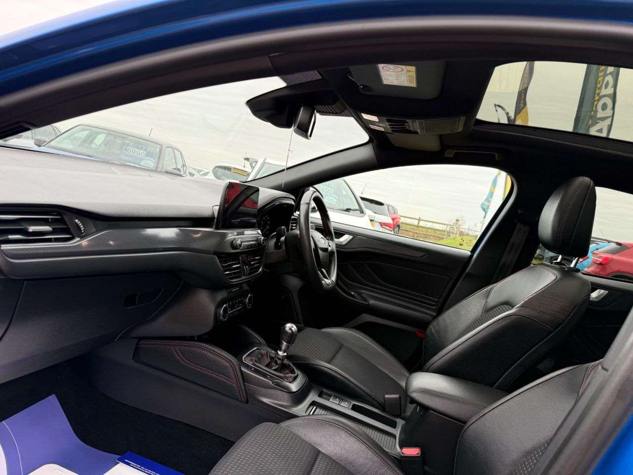 A 2020 FORD FOCUS 1.0T EcoBoost ST-Line X Hatchback 5dr Petrol Manual Euro 6 (s/s) (125 ps) A 2020 FORD FOCUS 1.0T EcoBoost ST-Line X Hatchback 5dr Petrol Manual Euro 6 (s/s) (125 ps)