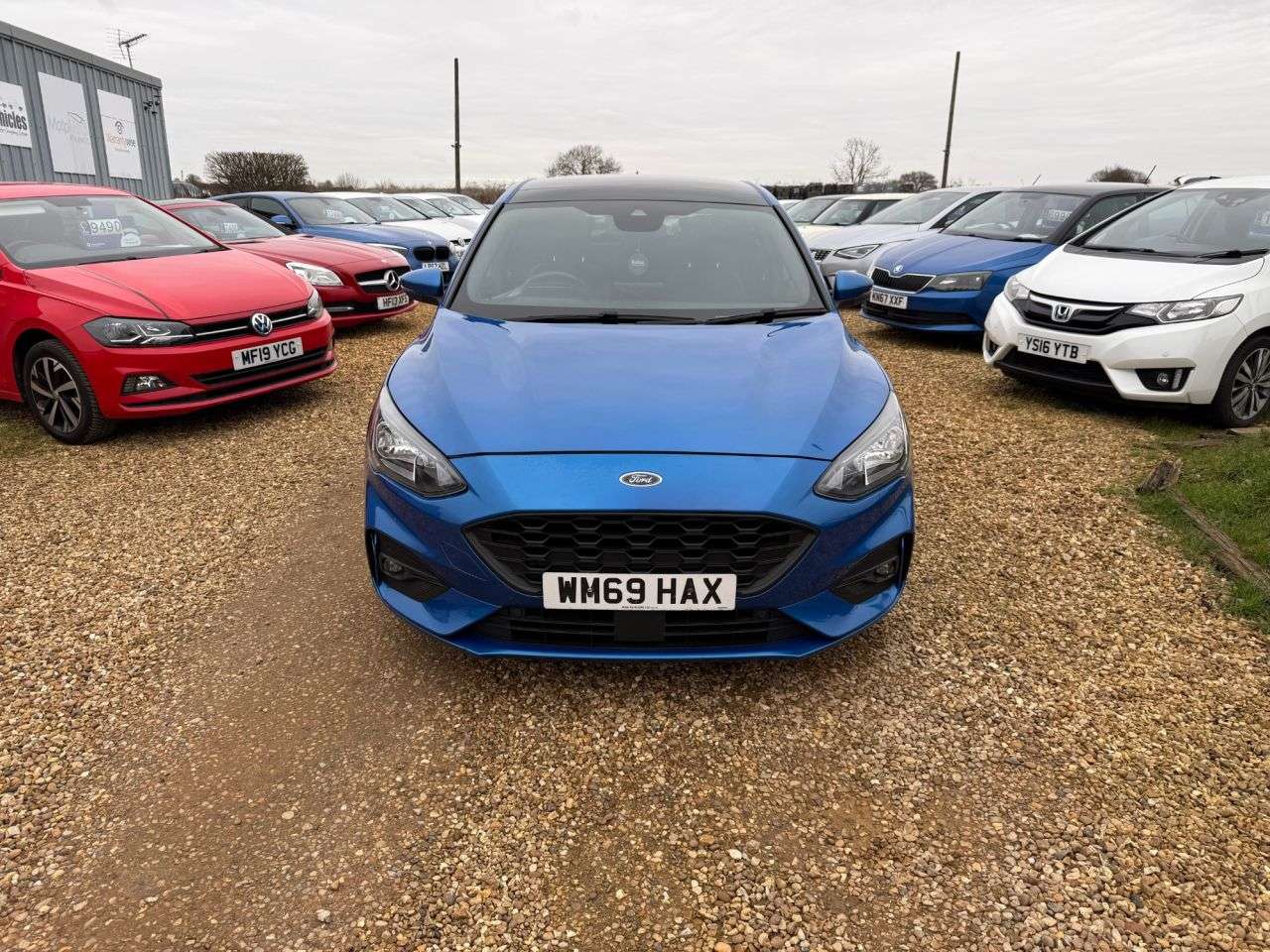 A 2020 FORD FOCUS 1.0T EcoBoost ST-Line X Hatchback 5dr Petrol Manual Euro 6 (s/s) (125 ps) A 2020 FORD FOCUS 1.0T EcoBoost ST-Line X Hatchback 5dr Petrol Manual Euro 6 (s/s) (125 ps)
