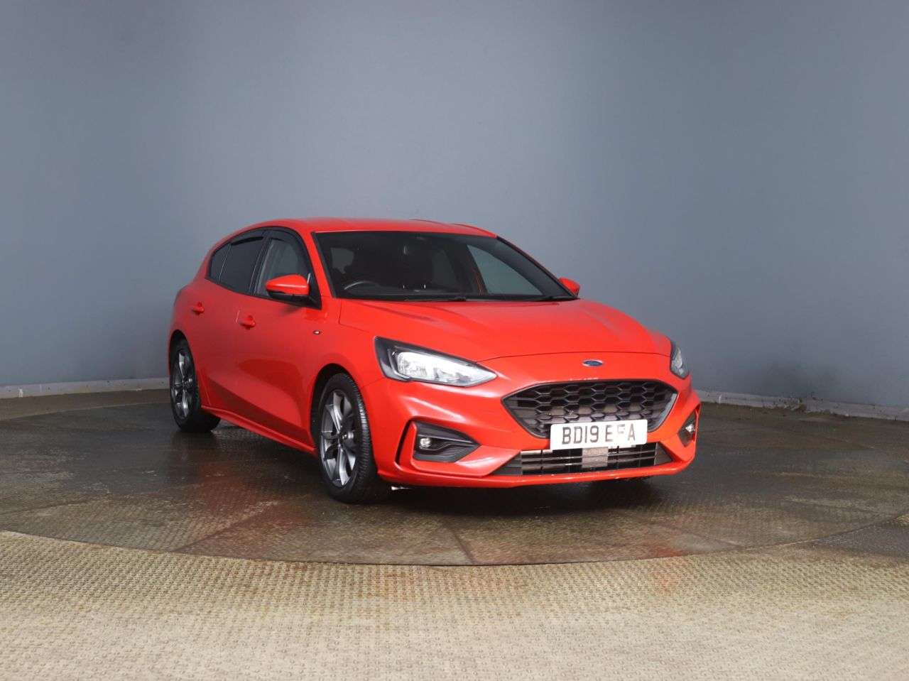 A 2019 FORD FOCUS 1.0T EcoBoost ST-Line Hatchback 5dr Petrol Manual Euro 6 (s/s) (125 ps) A 2019 FORD FOCUS 1.0T EcoBoost ST-Line Hatchback 5dr Petrol Manual Euro 6 (s/s) (125 ps)