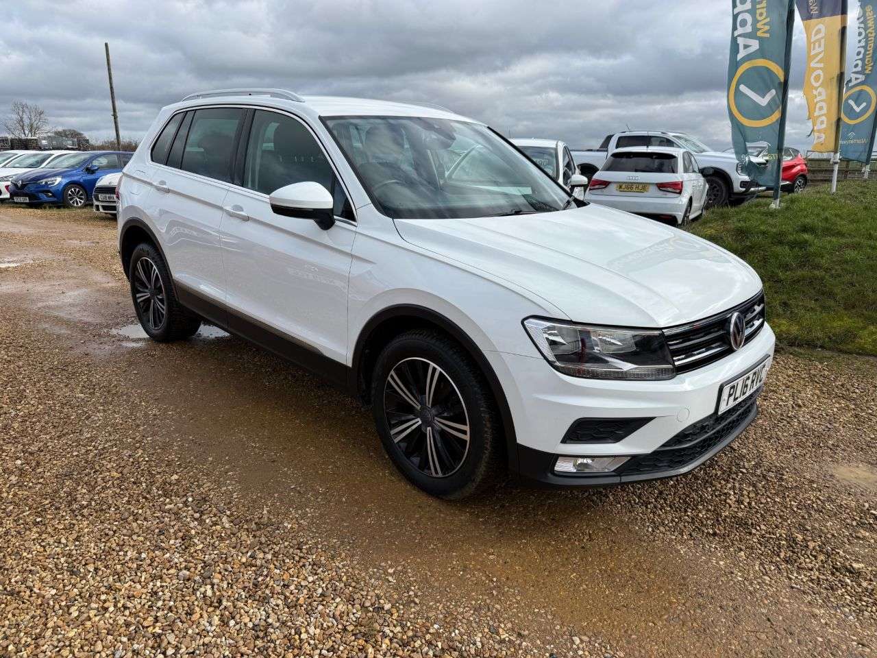 2016 VOLKSWAGEN TIGUAN 2016 VOLKSWAGEN TIGUAN