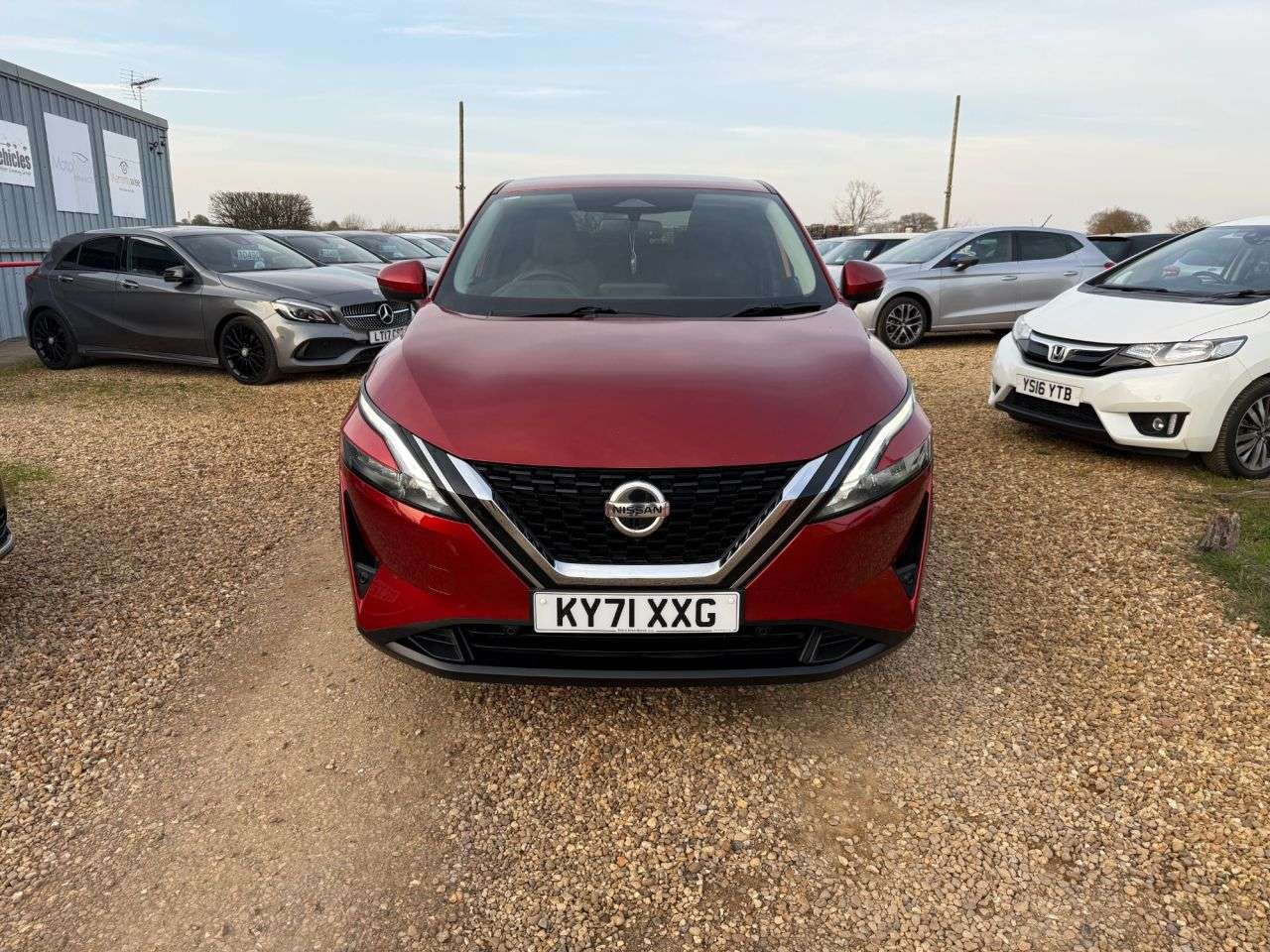 A 2021 NISSAN QASHQAI 1.3 DIG-T MHEV N-Connecta SUV 5dr Petrol Hybrid Manual Euro 6 (s/s) (140 ps A 2021 NISSAN QASHQAI 1.3 DIG-T MHEV N-Connecta SUV 5dr Petrol Hybrid Manual Euro 6 (s/s) (140 ps