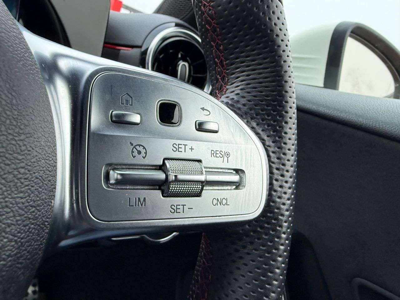 2018 MERCEDES-BENZ A-CLASS 2018 MERCEDES-BENZ A-CLASS