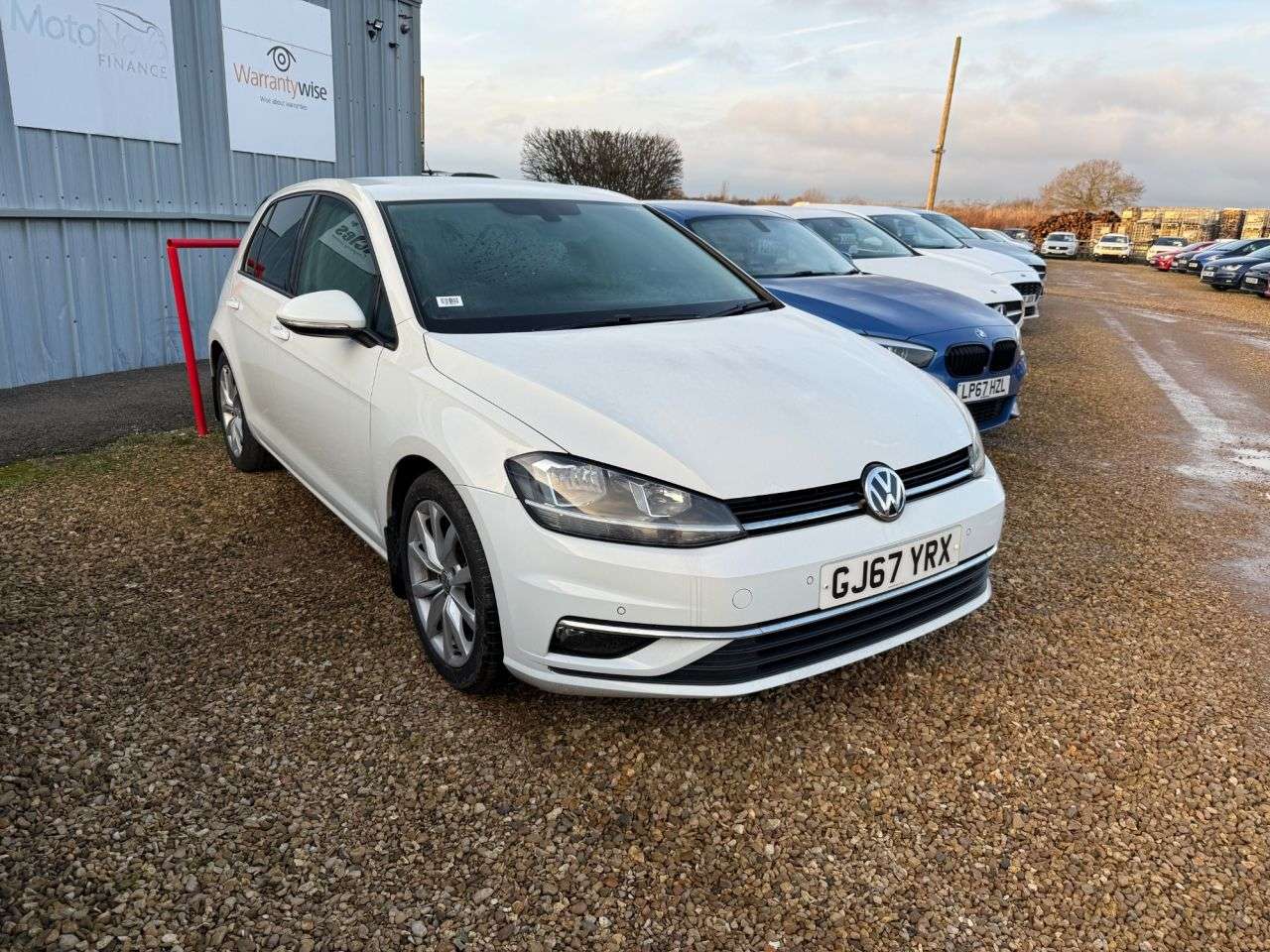 A 2017 VOLKSWAGEN GOLF 1.6 TDI BlueMotion Tech GT Hatchback 5dr Diesel Manual Euro 6 (s/s) (115 ps A 2017 VOLKSWAGEN GOLF 1.6 TDI BlueMotion Tech GT Hatchback 5dr Diesel Manual Euro 6 (s/s) (115 ps