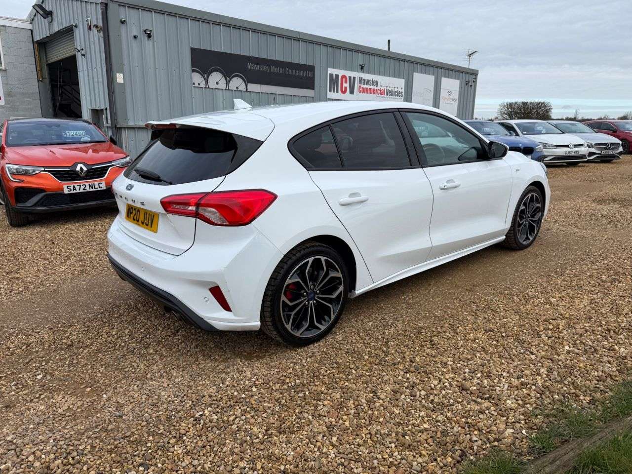 A 2020 FORD FOCUS 1.0T EcoBoost ST-Line X Hatchback 5dr Petrol Manual Euro 6 (s/s) (125 ps) A 2020 FORD FOCUS 1.0T EcoBoost ST-Line X Hatchback 5dr Petrol Manual Euro 6 (s/s) (125 ps)