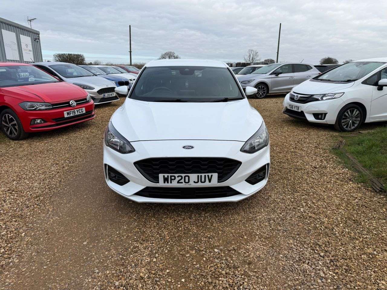 A 2020 FORD FOCUS 1.0T EcoBoost ST-Line X Hatchback 5dr Petrol Manual Euro 6 (s/s) (125 ps) A 2020 FORD FOCUS 1.0T EcoBoost ST-Line X Hatchback 5dr Petrol Manual Euro 6 (s/s) (125 ps)
